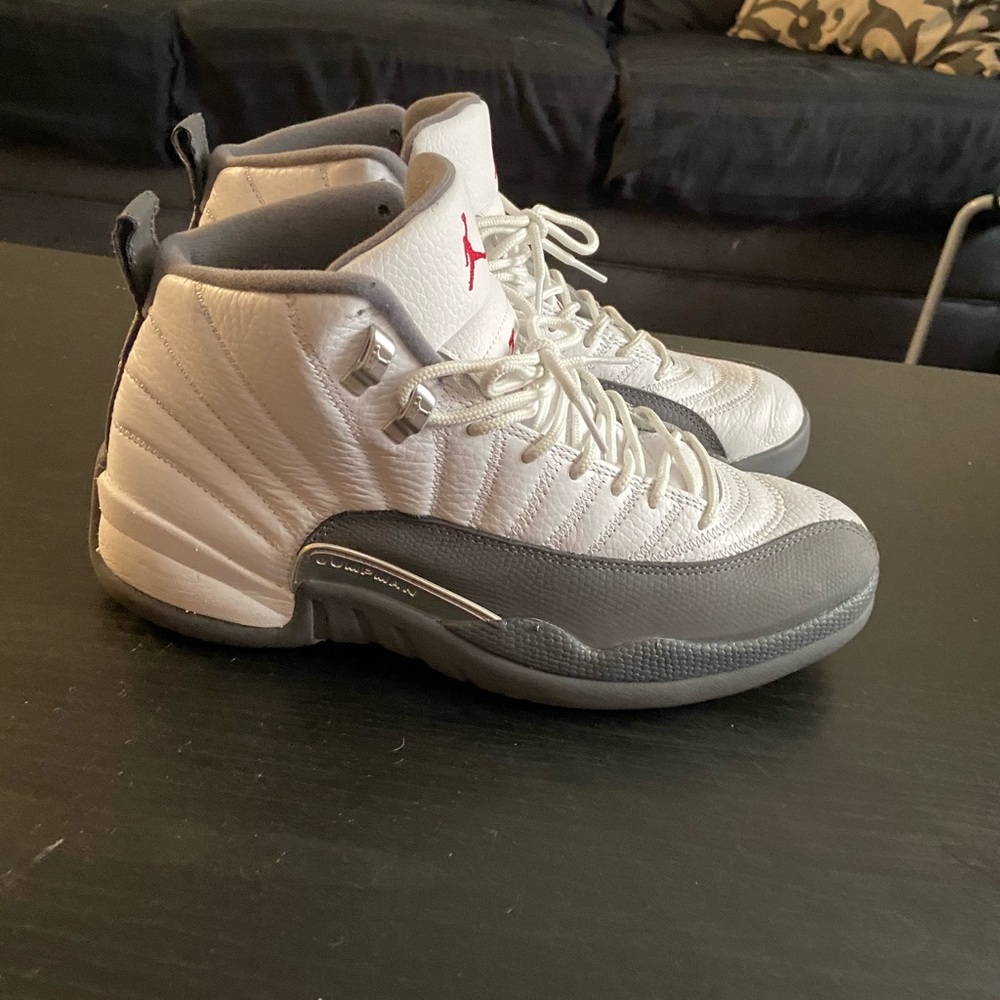 Retro Jordan 12 Size 10.5 Grey/White